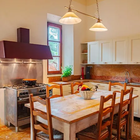 Tenuta Delle Ripalte מלון 3*