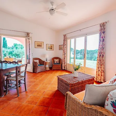 Tenuta Delle Ripalte מלון 3*